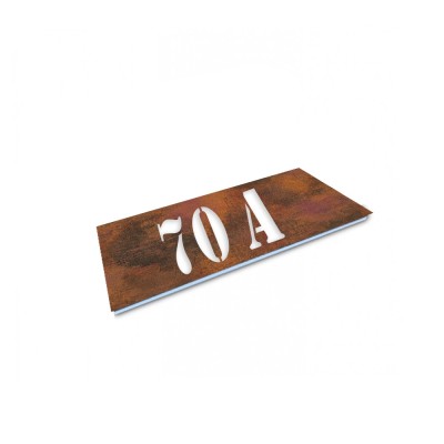 Hausnummernschild in Rost-Optik | weiße Hinterplatte, 12x6 cm